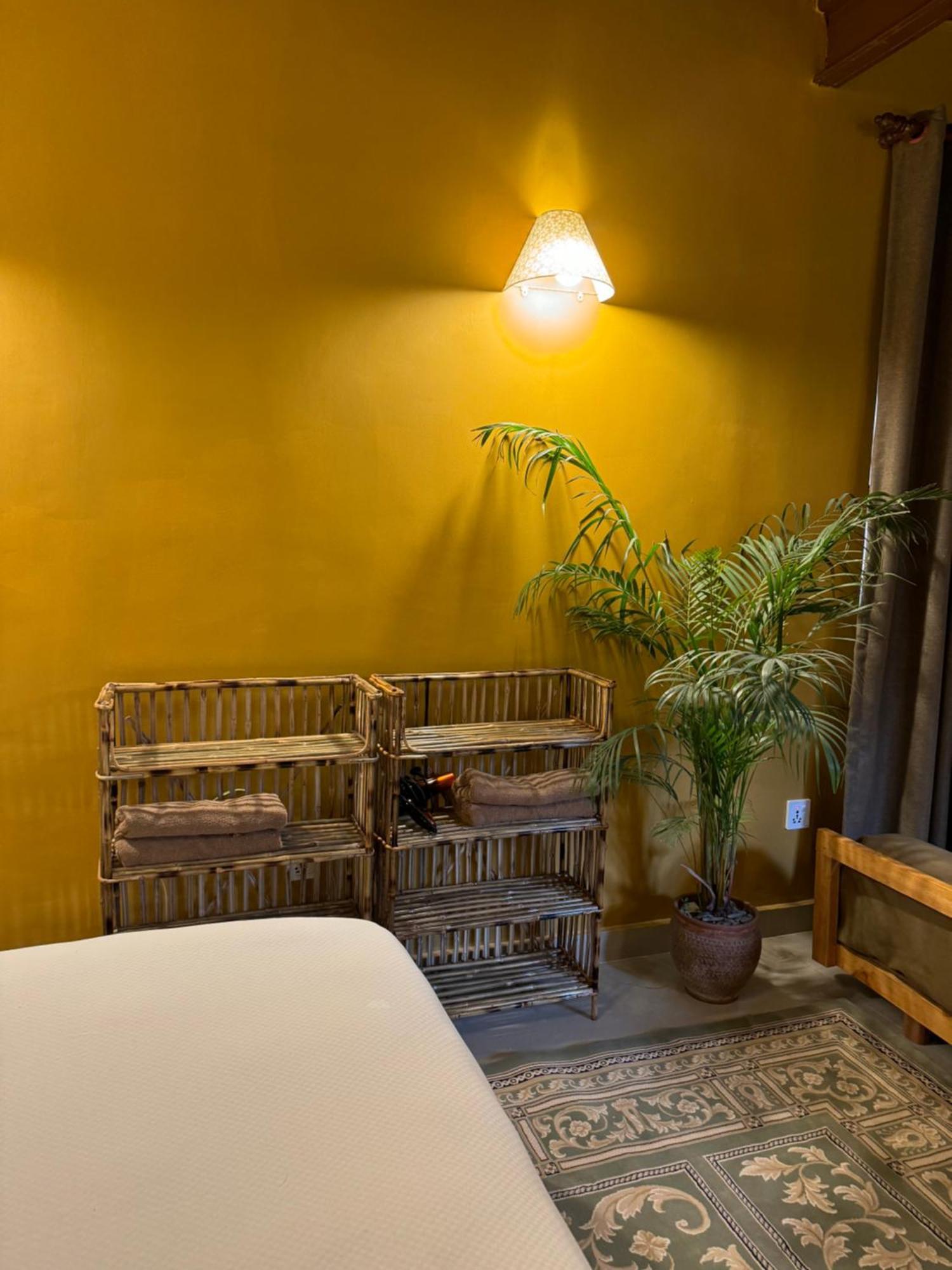 The Melo Pomelo Courtyard. Apartment กาฐมาณฑุ ภายนอก รูปภาพ