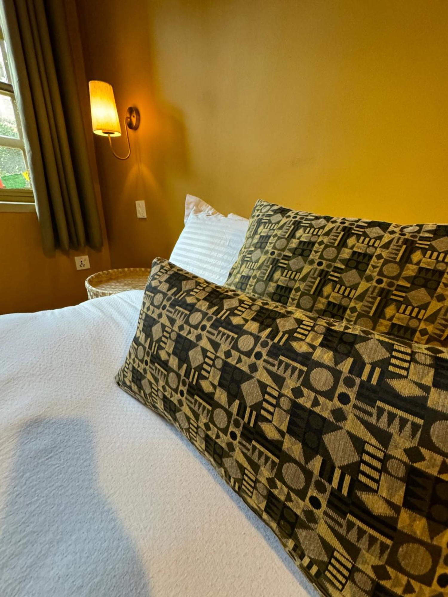 The Melo Pomelo Courtyard. Apartment กาฐมาณฑุ ภายนอก รูปภาพ